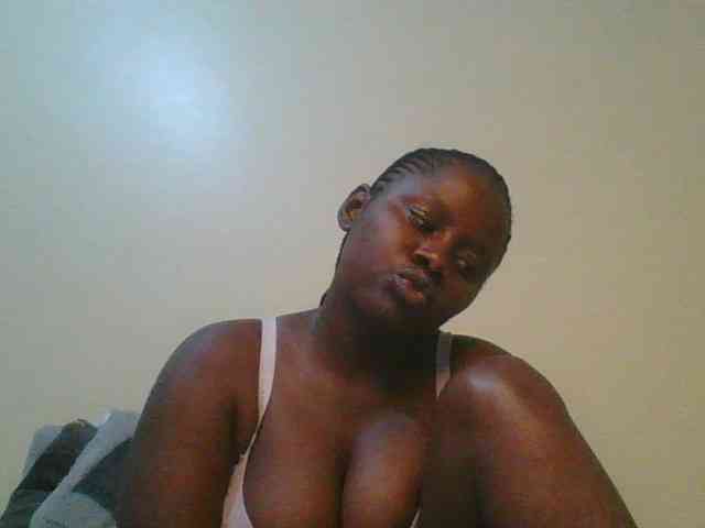 Loviett52 webcam