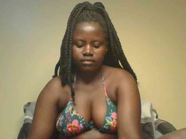 Loviett52 webcam