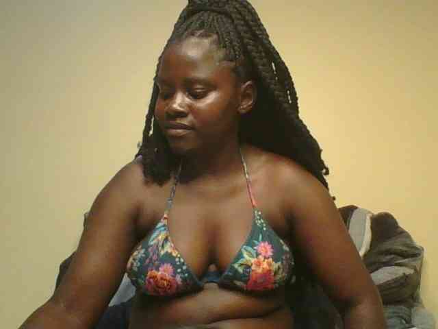 Loviett52 webcam
