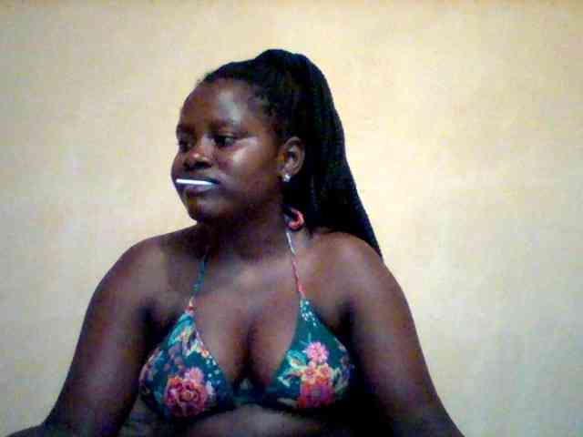 Loviett52 webcam