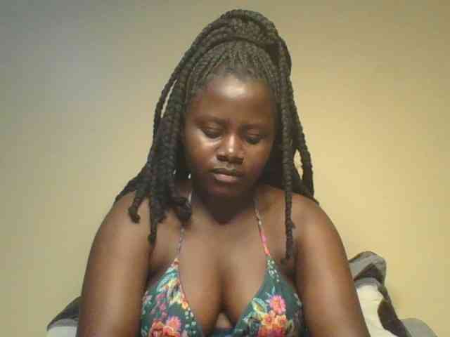 Loviett52 webcam