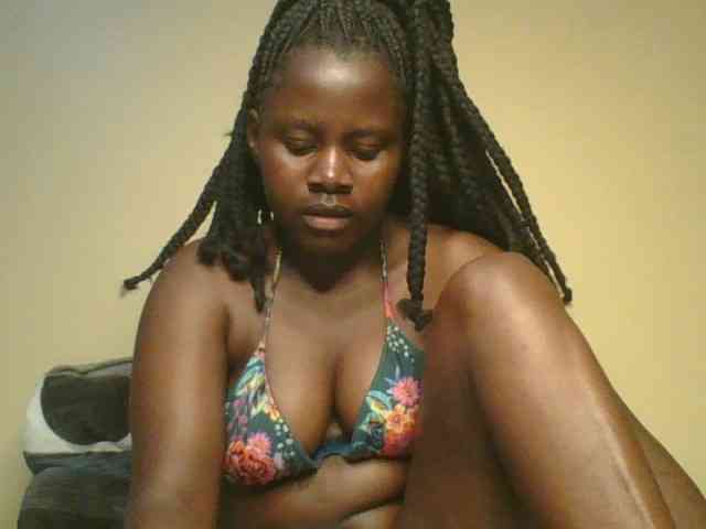 Loviett52 webcam