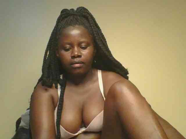 Loviett52 webcam