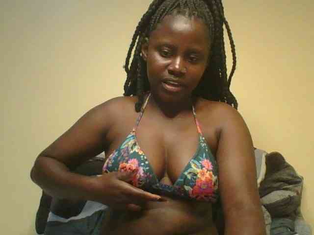 Loviett52 webcam