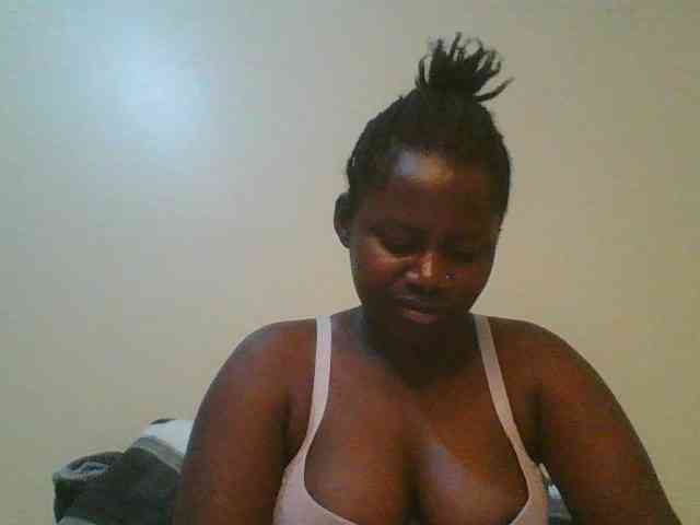 Loviett52 webcam