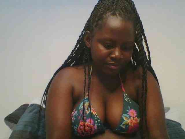 Loviett52 webcam