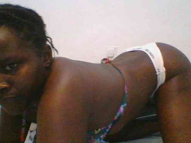 Loviett52 webcam