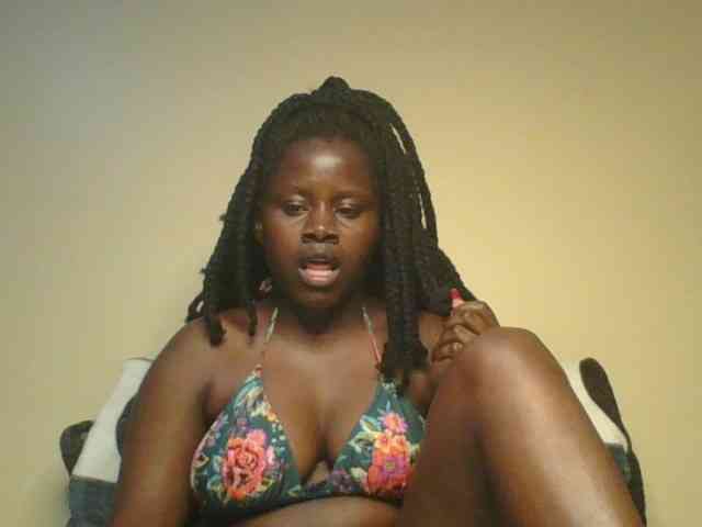 Loviett52 webcam