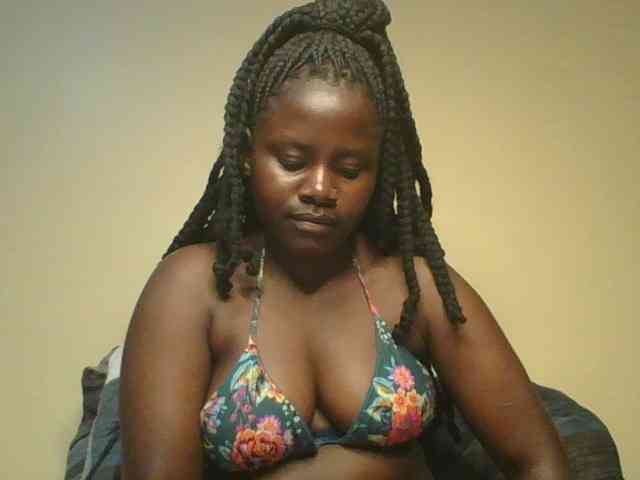 Loviett52 webcam