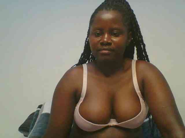 Loviett52 webcam