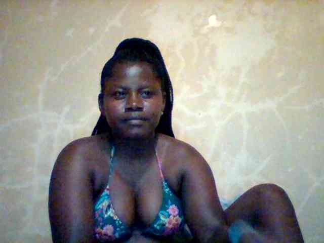 Loviett52 webcam