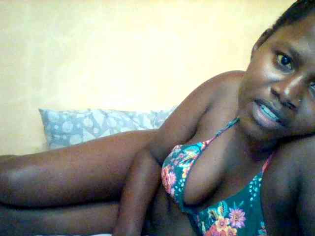 Loviett52 webcam
