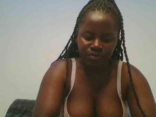 Loviett52 webcam