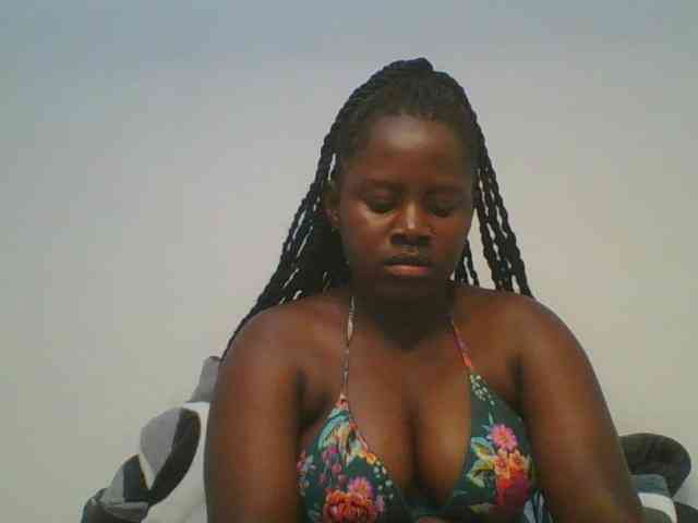 Loviett52 webcam