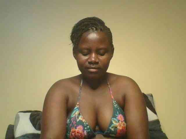 Loviett52 webcam