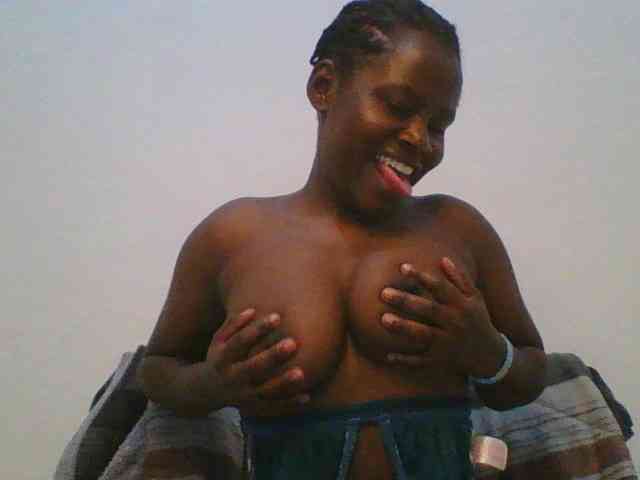 Loviett52 webcam