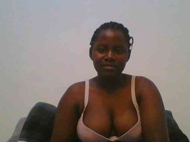 Loviett52 webcam