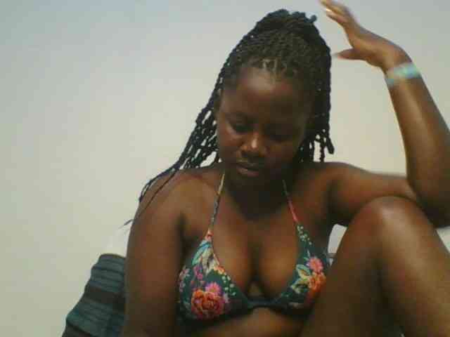 Loviett52 webcam