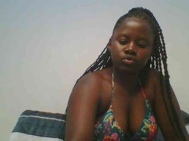 Loviett52 webcam
