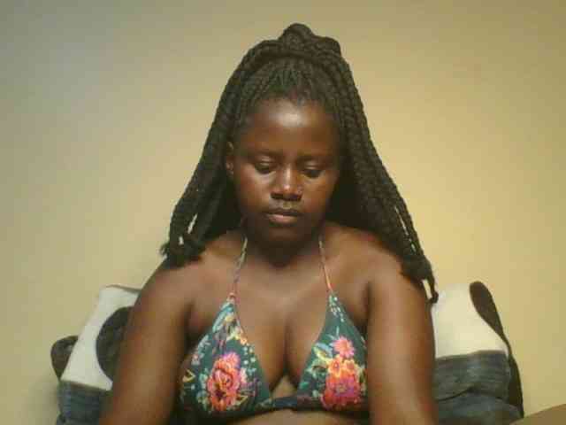 Loviett52 webcam