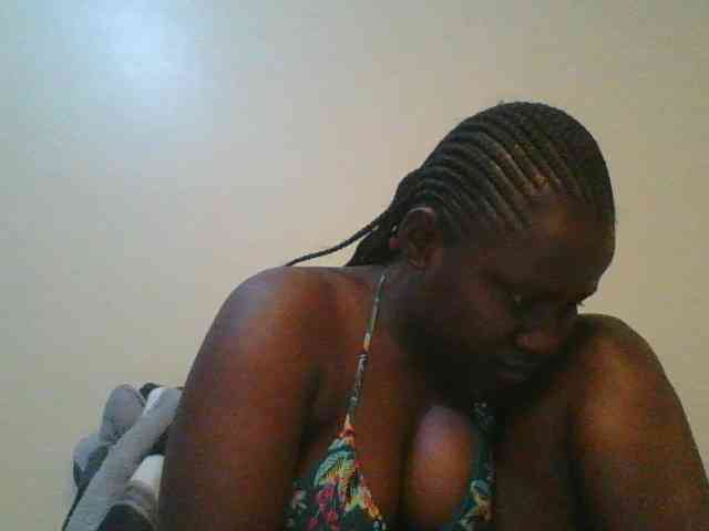 Loviett52 webcam