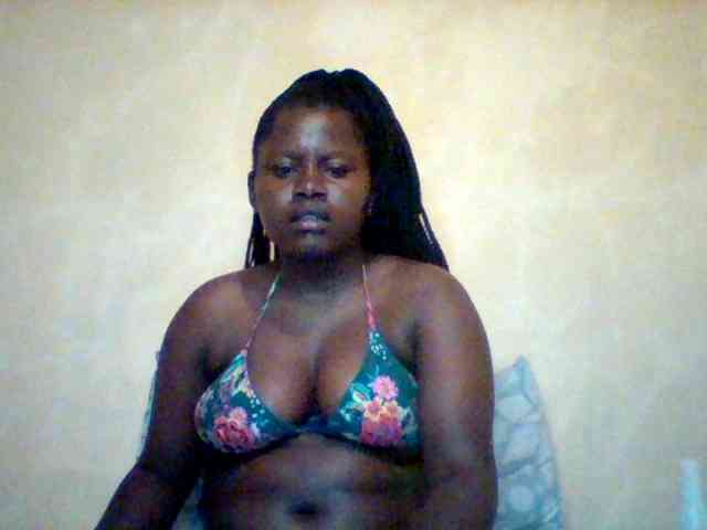 Loviett52 webcam