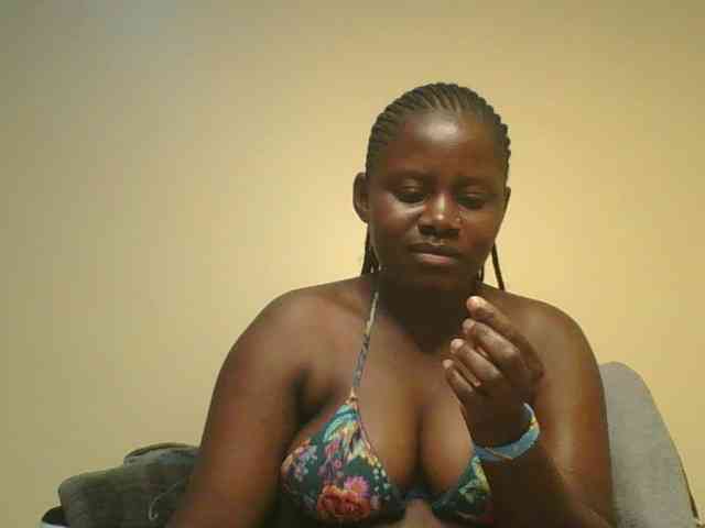 Loviett52 webcam