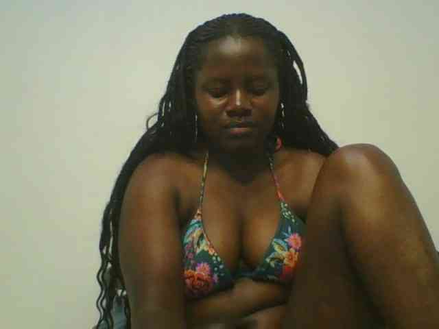 Loviett52 webcam