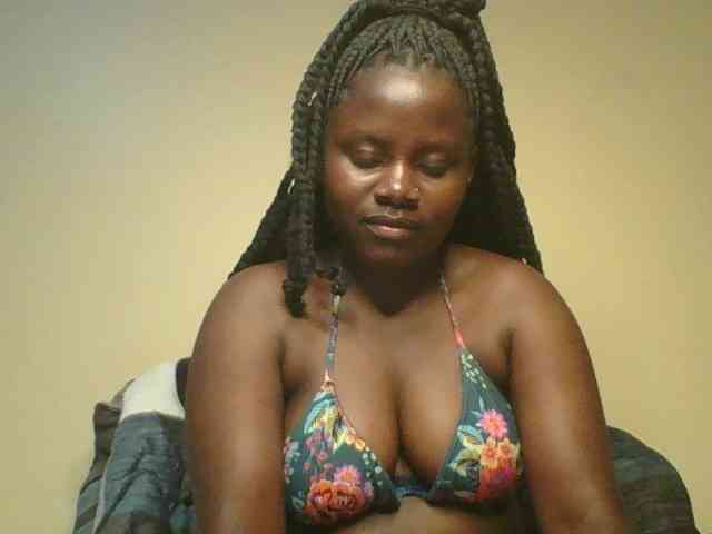 Loviett52 webcam