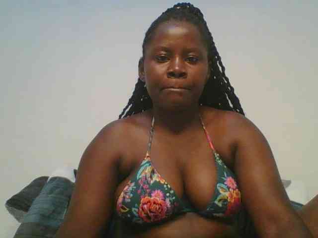 Loviett52 webcam