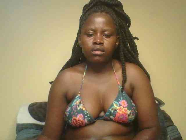 Loviett52 Live Webcam on BongaCams