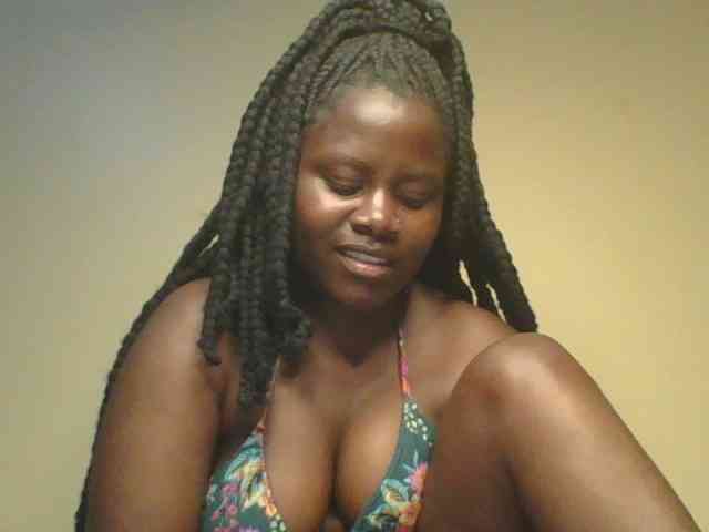 Loviett52 webcam