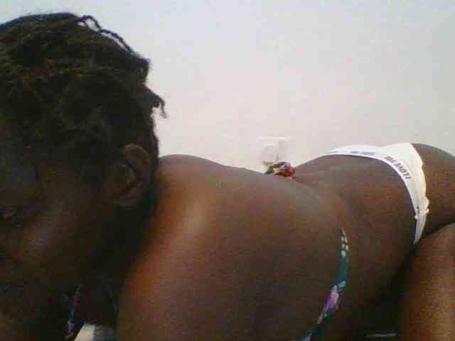 Loviett52 webcam