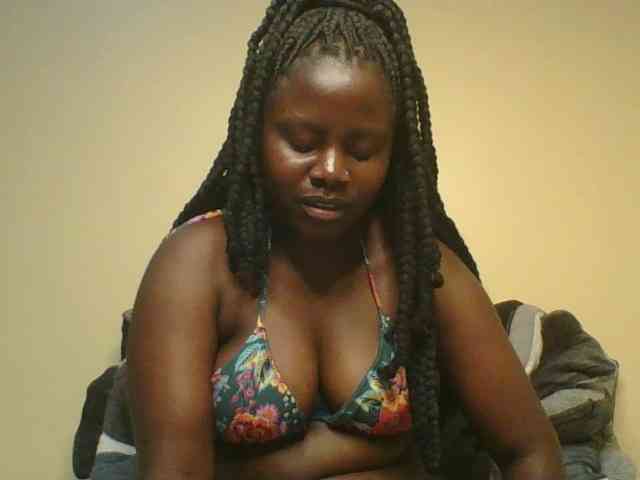 Loviett52 webcam