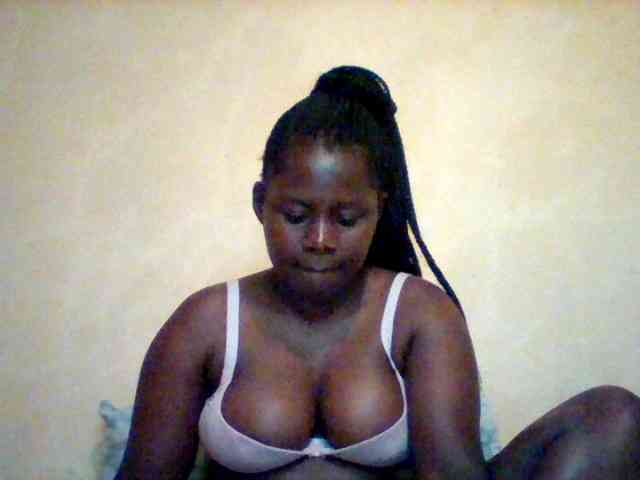 Loviett52 webcam