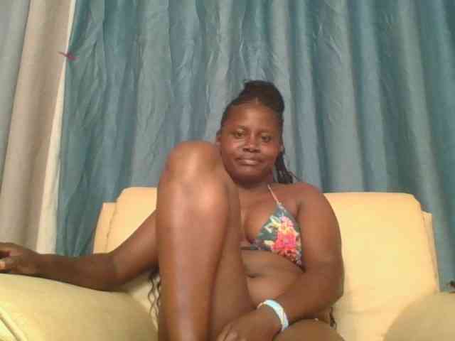 Loviett52 webcam