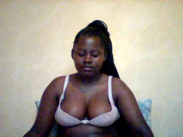 Loviett52 webcam