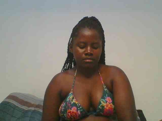 Loviett52 webcam