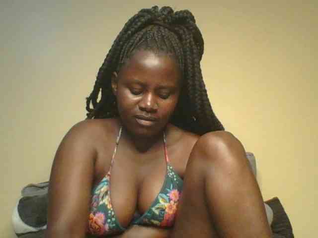 Loviett52 webcam