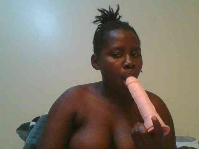 Loviett52 webcam