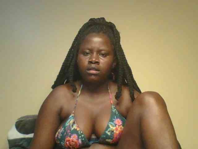 Loviett52 webcam