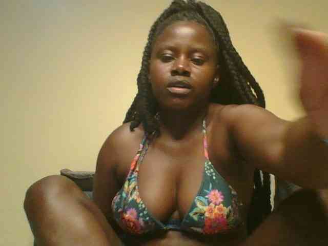 Loviett52 webcam