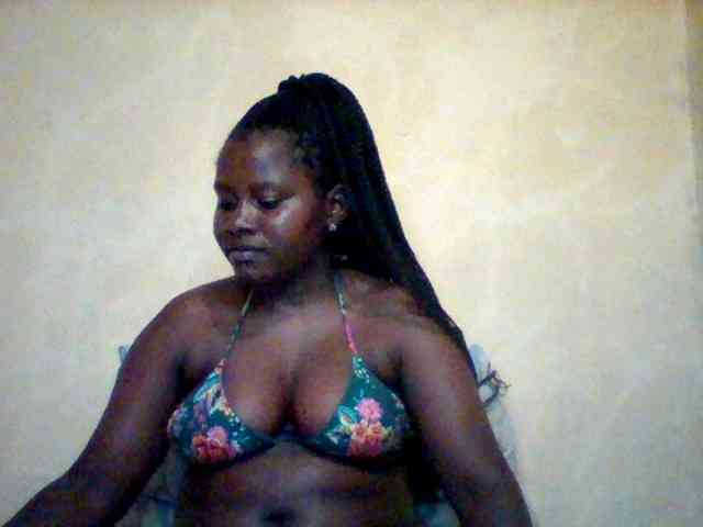 Loviett52 webcam