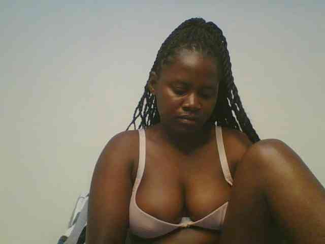 Loviett52 webcam
