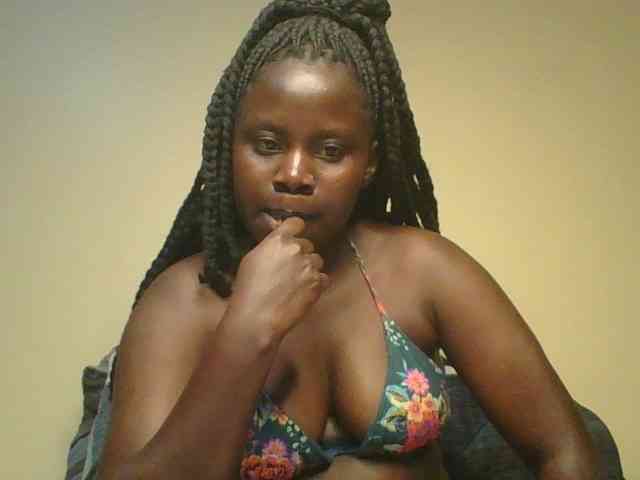 Loviett52 webcam