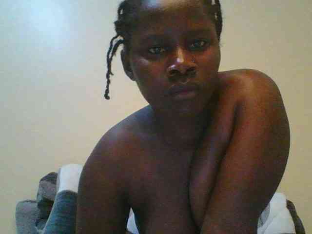 Loviett52 webcam