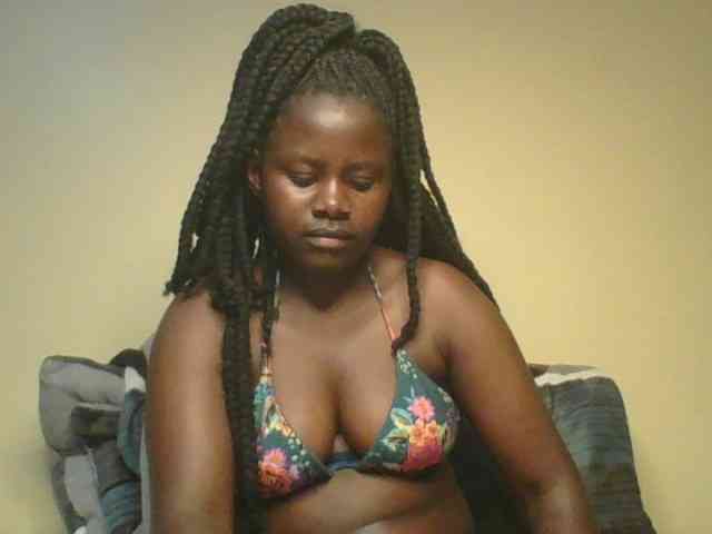 Loviett52 webcam