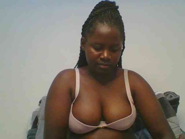 Loviett52 webcam