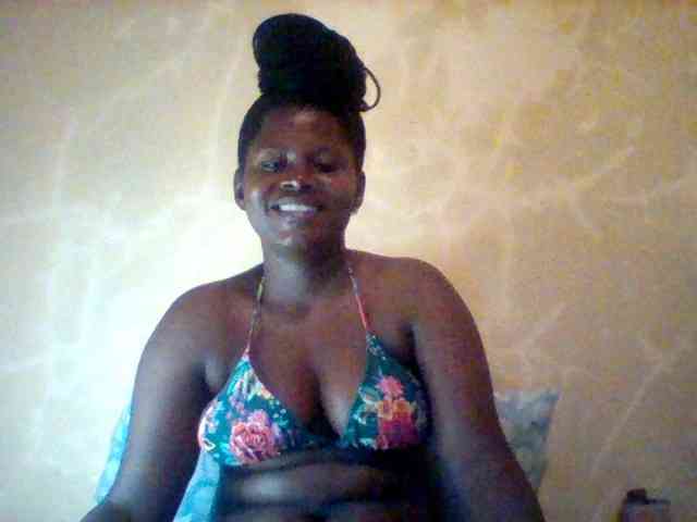 Loviett52 webcam