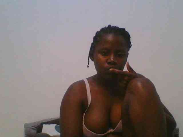 Loviett52 webcam